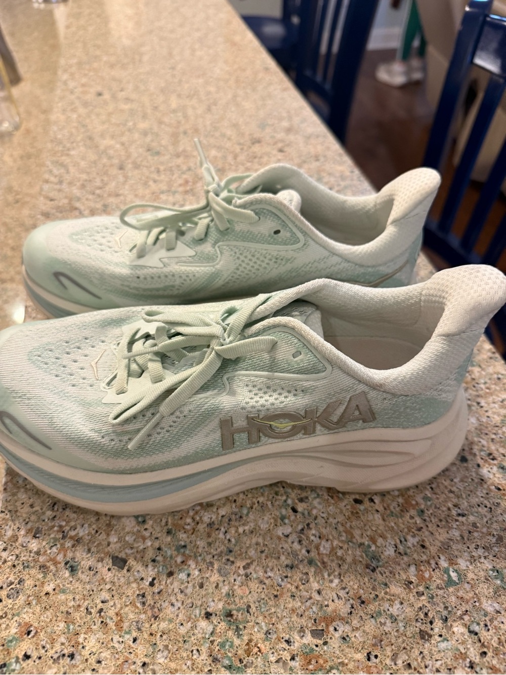 HOKA Clifton 10s in Deep Teal/Gold
*FITS A WOMENS SIZE 6* - Picture 4 of 4